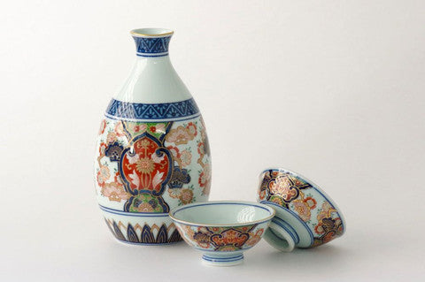 有田焼(ありたやき)とは