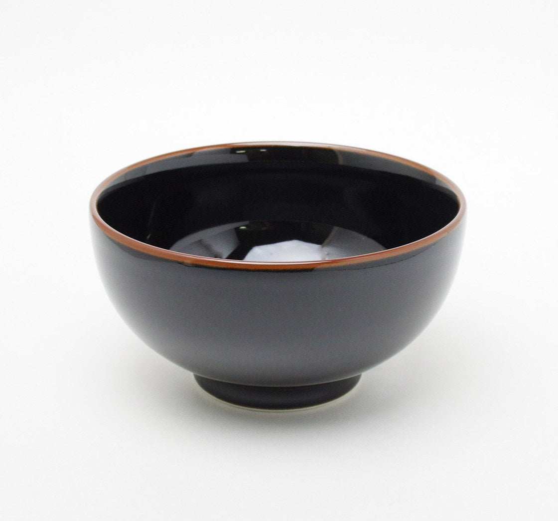 天目(てんもく)とは