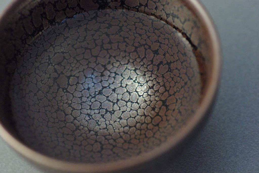 油滴天目(ゆてきてんもく)とは｜【公式】スタジオイイコロ