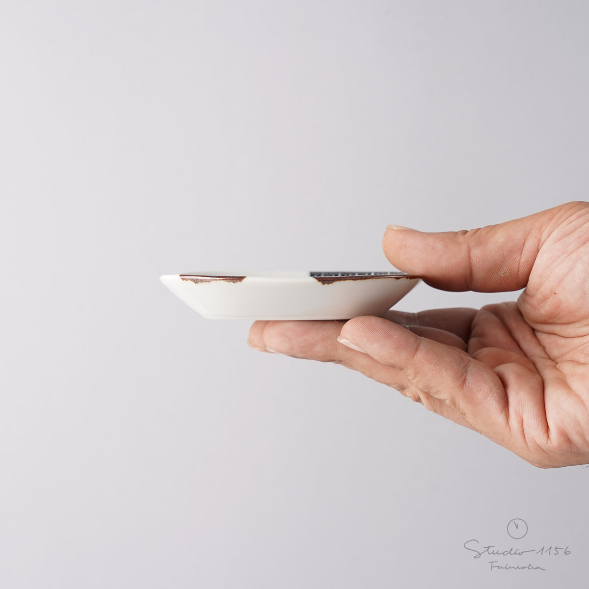 波佐見焼 ハーフライン 角小皿 9cm Fukuho Studio1156