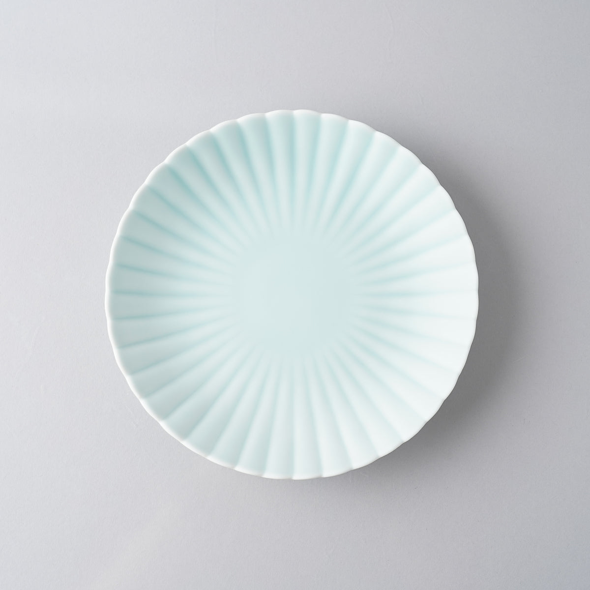 伊万里焼 モイスト青磁 菊割6寸皿 19.5cm Hataman Studio1156