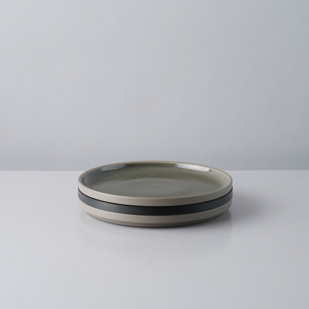 波佐見焼 HASAMI PORCELAIN GREY プレート(S) 14.5cm HASAMI PORCELAIN Studio1156