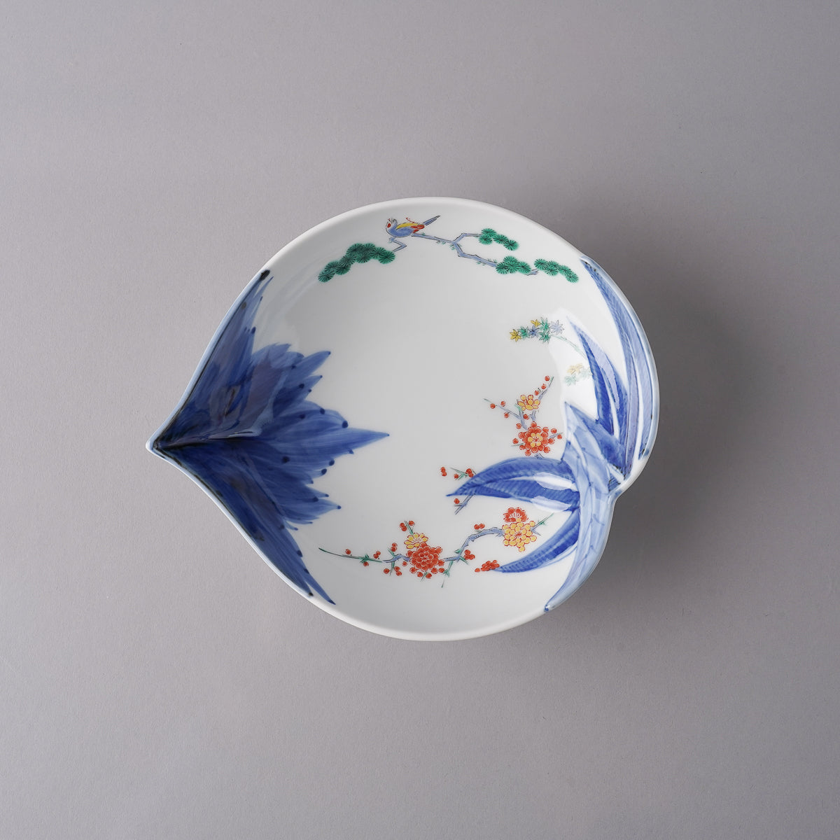 有田焼 錦松竹梅 桃型鉢 17cm Kouemon Studio1156