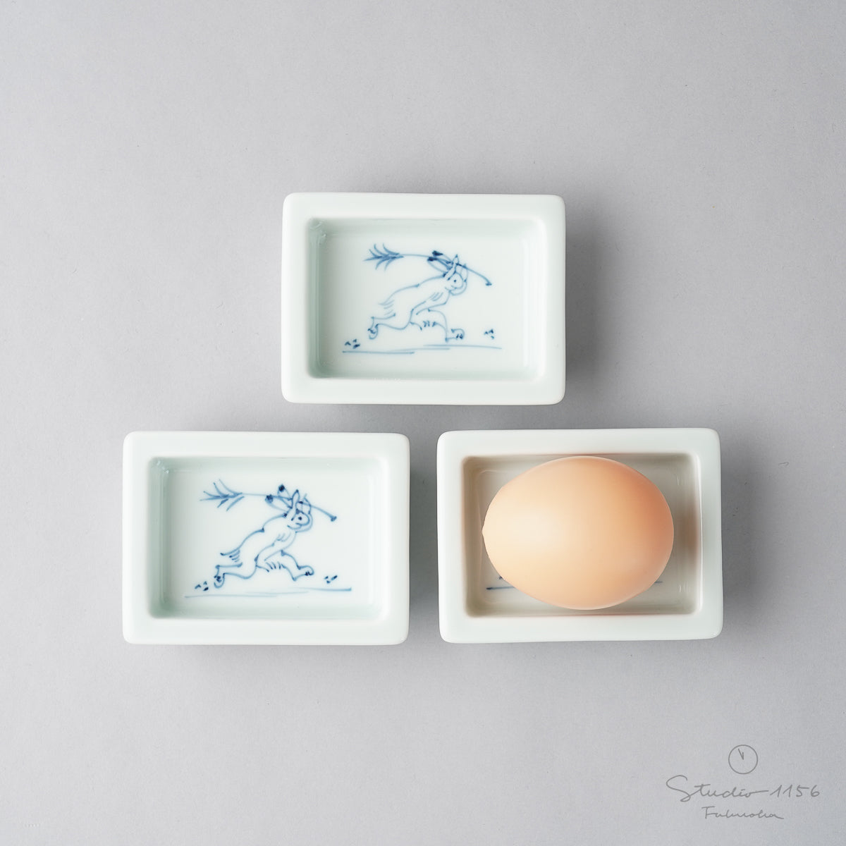 波佐見焼 染付 高山寺 笹兎 円渕長角小付 8cm Korin Studio1156