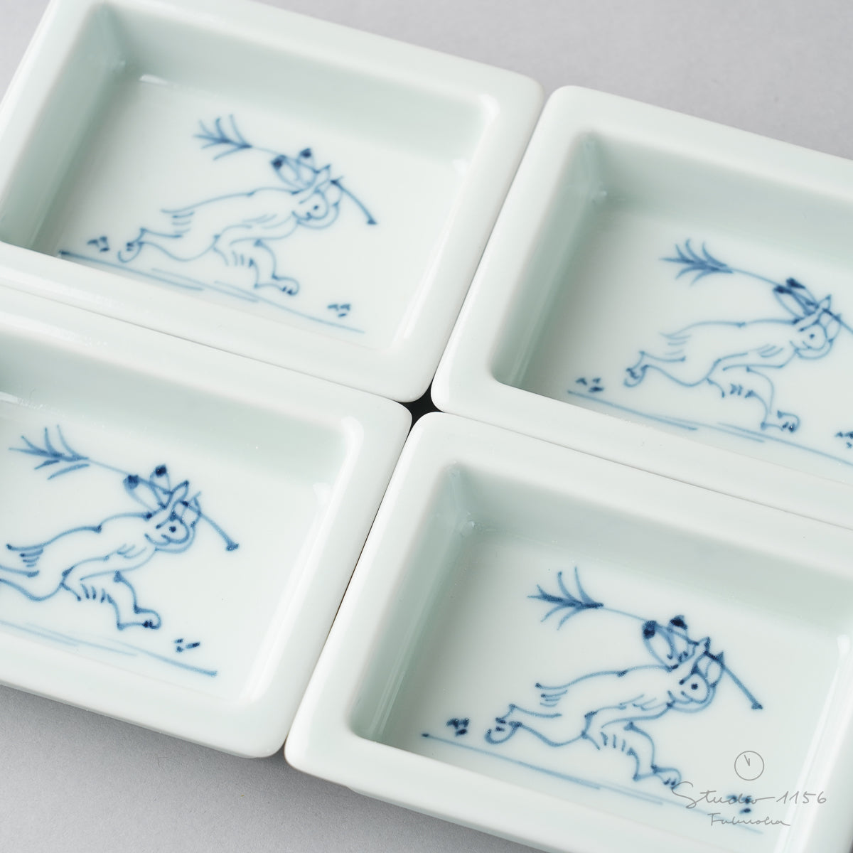 波佐見焼 染付 高山寺 笹兎 円渕長角小付 8cm Korin Studio1156