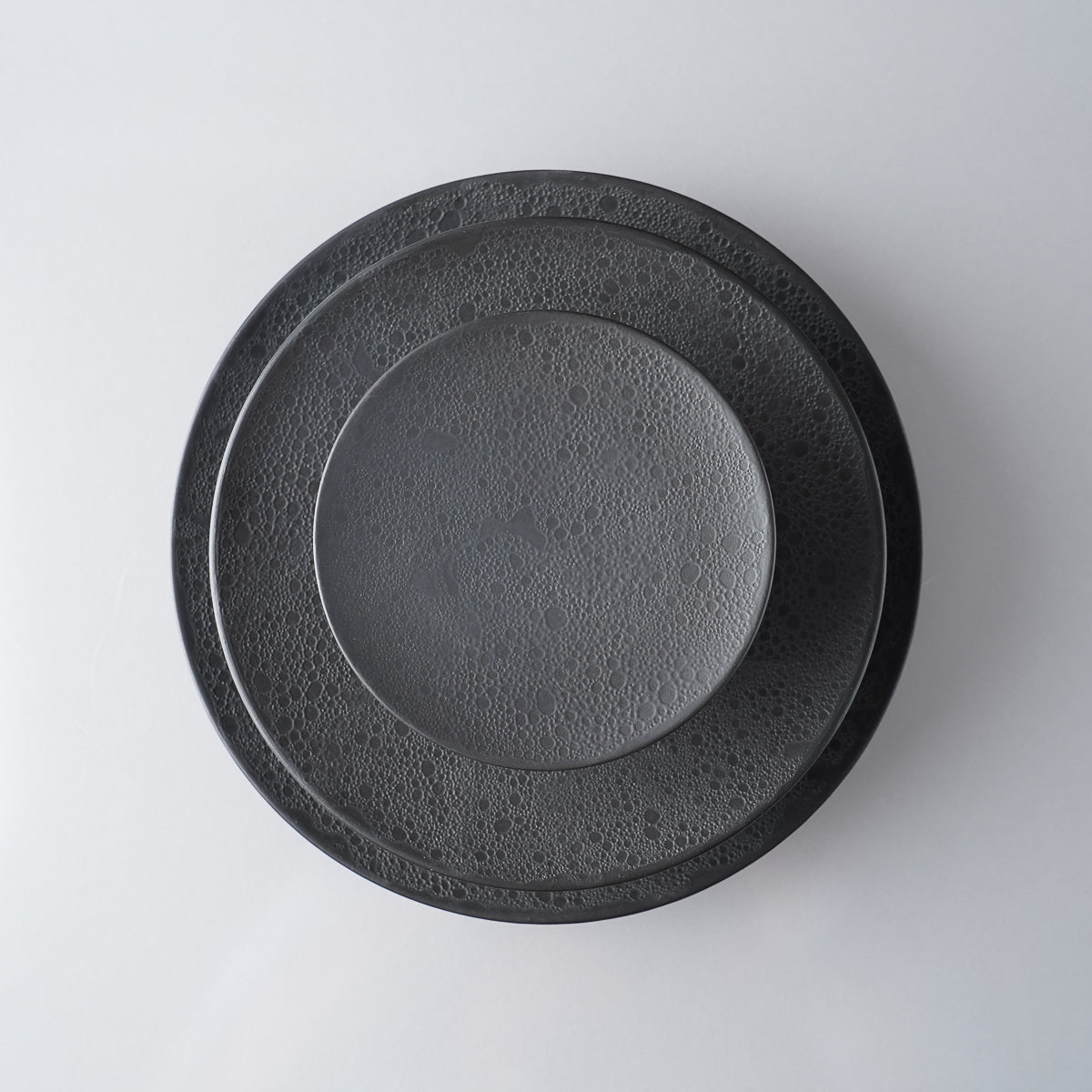 有田焼 泡化粧シリーズ 高台プレート(S) 11.5cm Kichiemon Studio1156