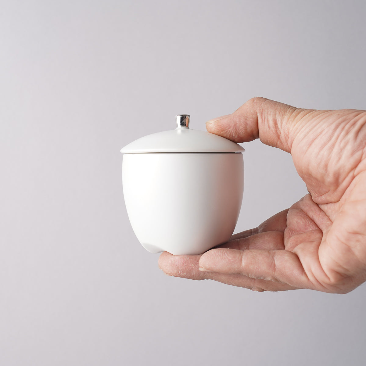 三川内焼 三ツ足 蓋付小鉢 150ml Hiradokasho Studio1156