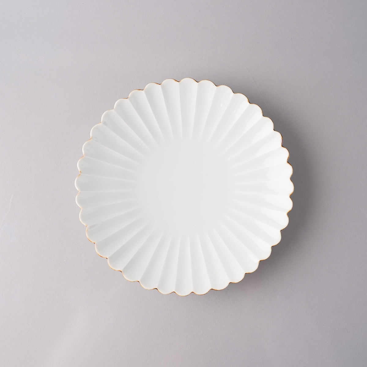 有田焼 白磁 菊花皿 18cm Kajiken Studio1156