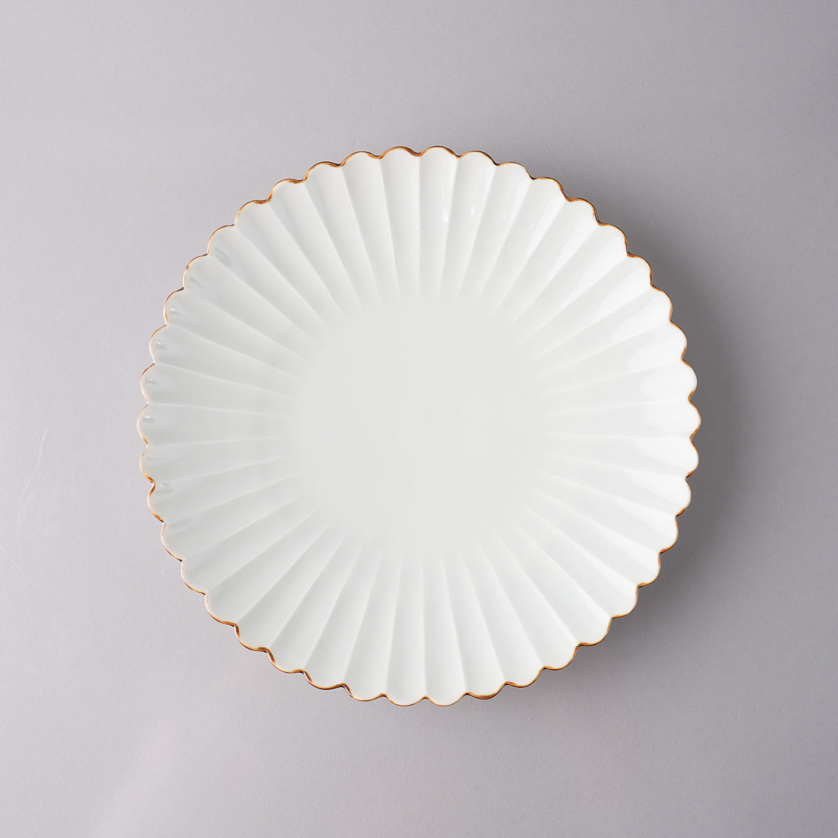 有田焼 白磁 菊花皿 21cm 渕錆 Kajiken Studio1156