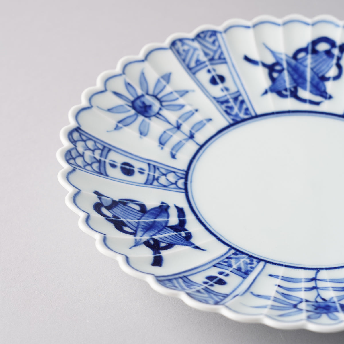 有田焼 白磁 菊花皿 21cm Kajiken Studio1156