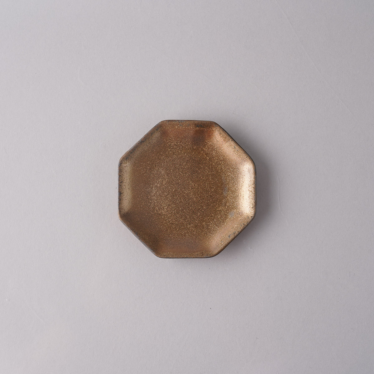 有田焼 金泥釉 豆皿 7.5cm 八角形 Kikaku Studio1156