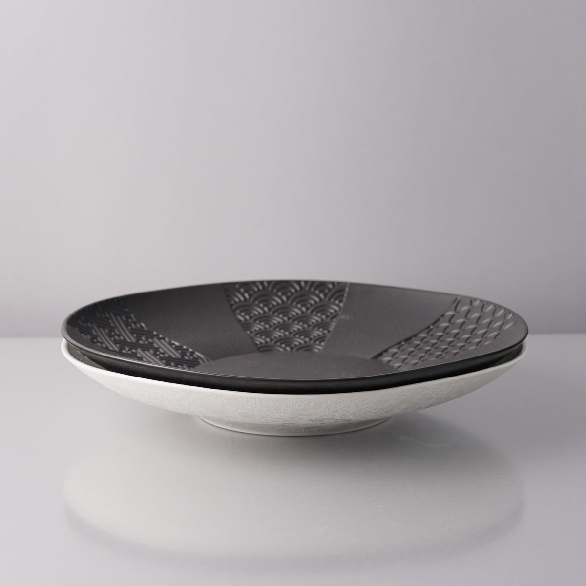 有田焼 浮彫深皿 27cm Kikoujin Studio1156