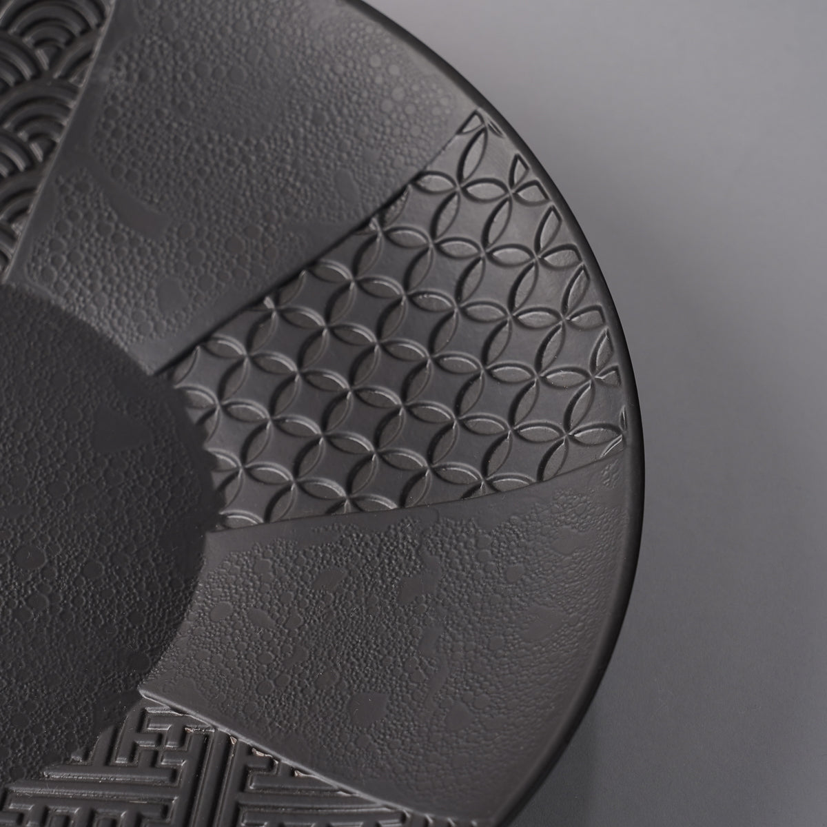 有田焼 浮彫深皿 27cm Kikoujin Studio1156