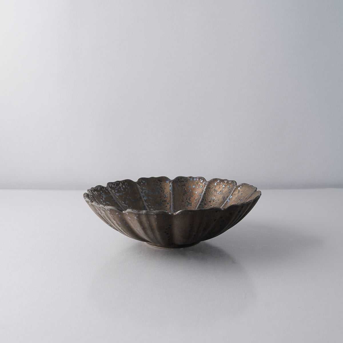 美濃焼 溶岩流 輪花向付 17cm Mino-ware Studio1156