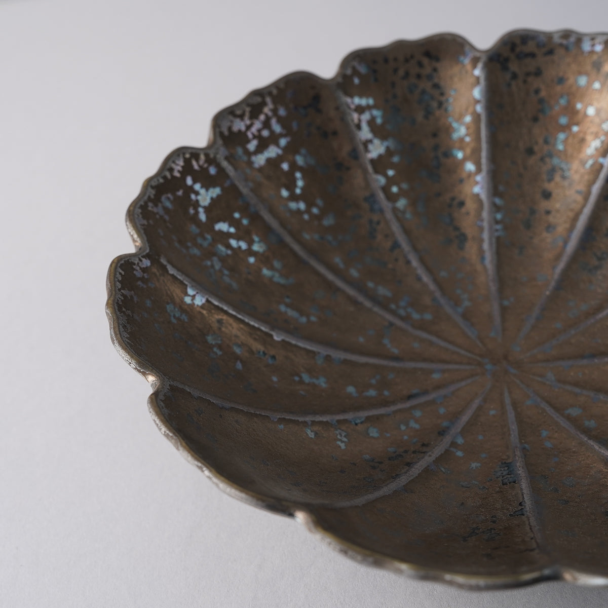 美濃焼 溶岩流 輪花向付 17cm Mino-ware Studio1156