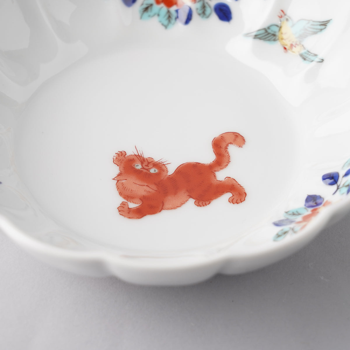 波佐見焼 BARBAR 色絵 菊型鉢(中) 13cm Maruhiro Studio1156
