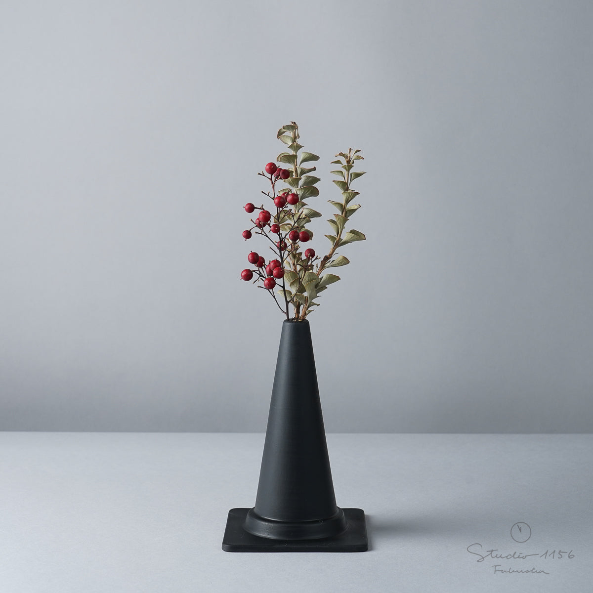 波佐見焼 CONE 一輪挿し 13cm Maruhiro Studio1156