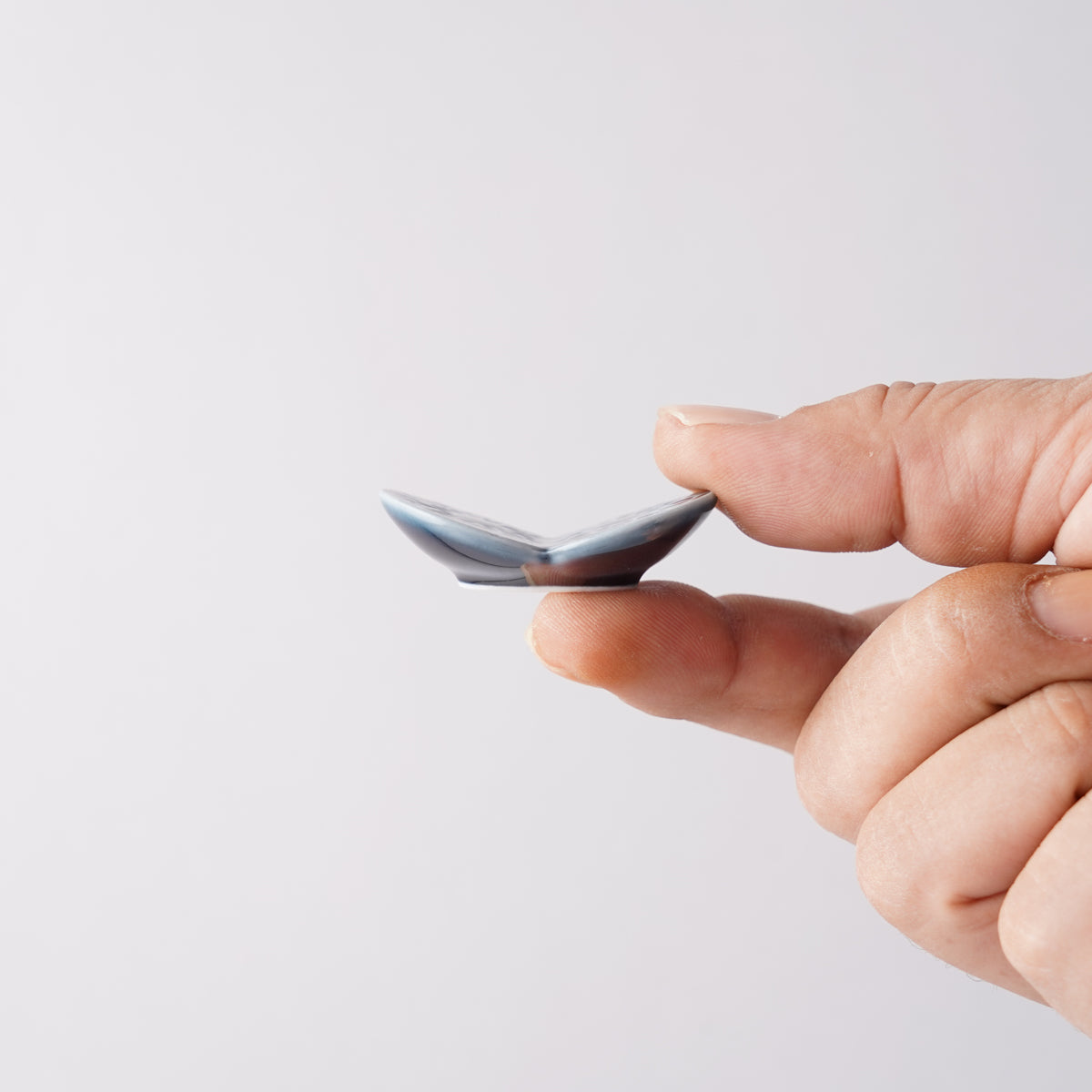 美濃焼 鉄線彫 天開箸置き 4.5cm Mino-ware Studio1156