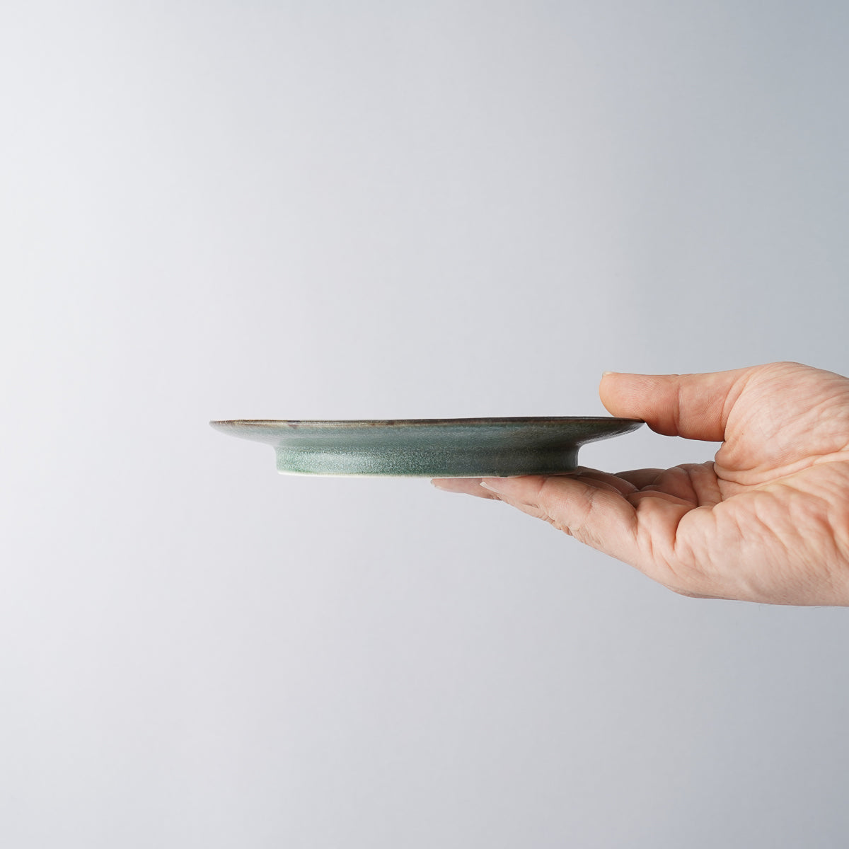 美濃焼 高台プレート 16cm Mino-ware Studio1156