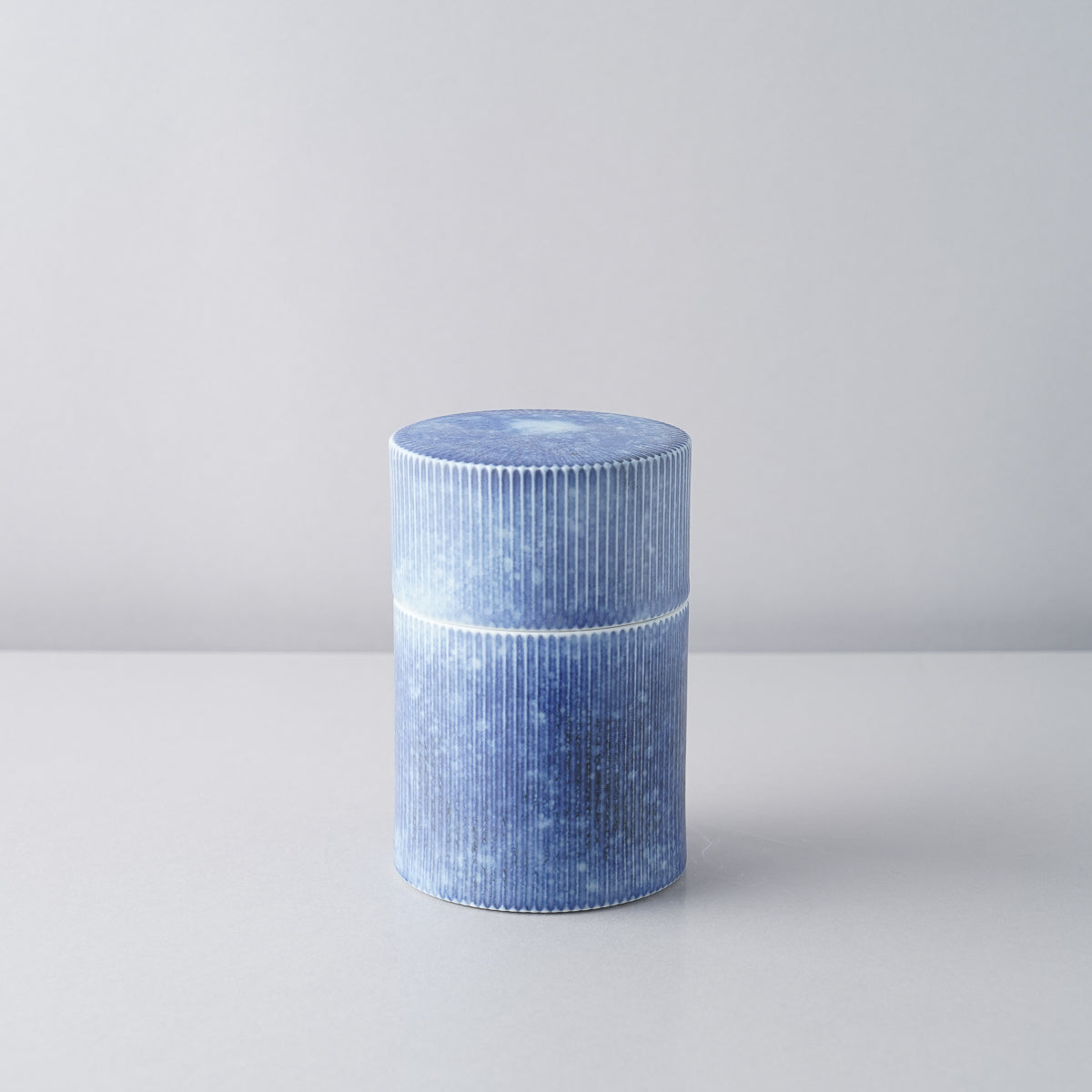 有田焼 鎬 茶筒 280ml コスモブラスト Riso Studio1156