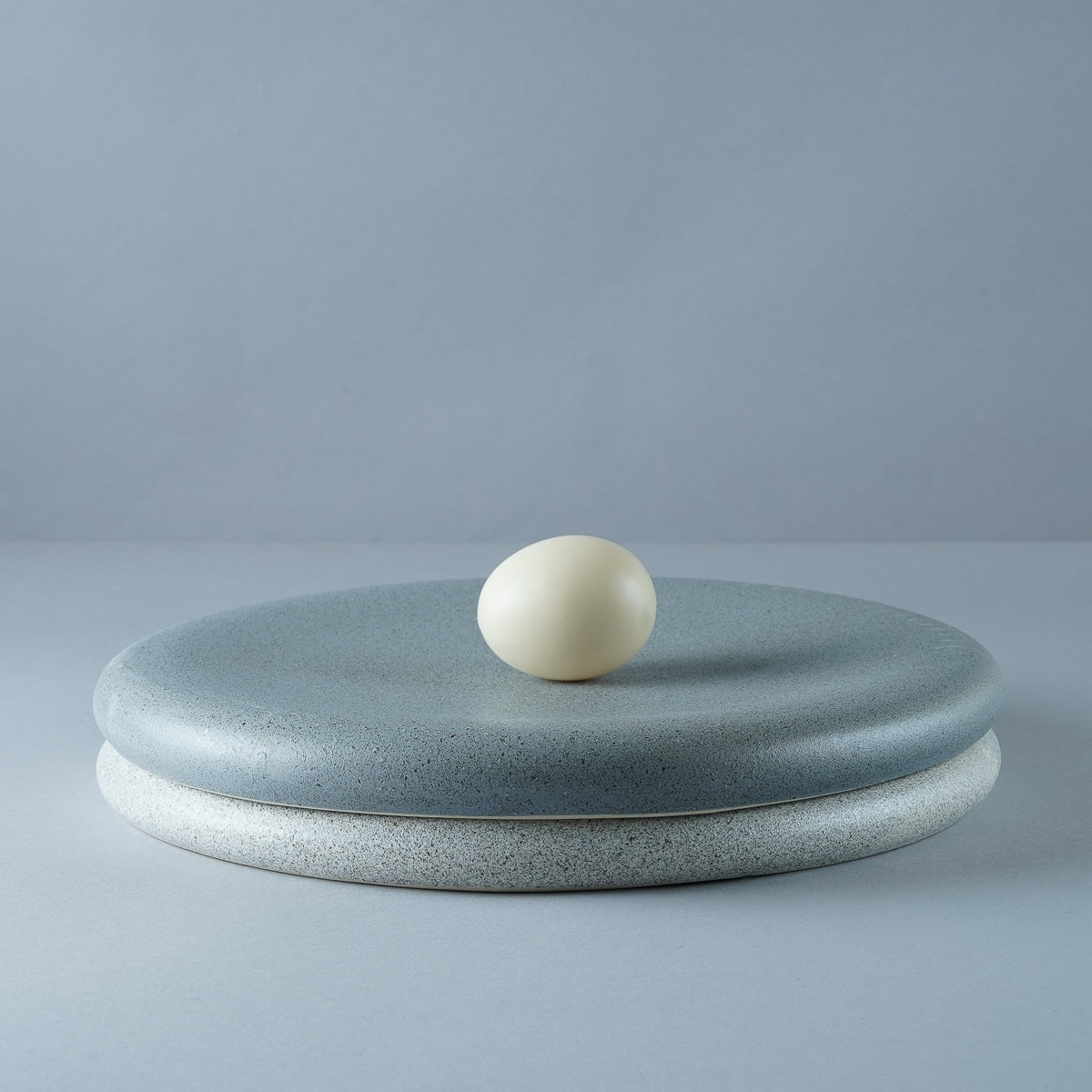 美濃焼 ソフィー ラウンディッシュプレート 28cm Sakuzan Studio1156