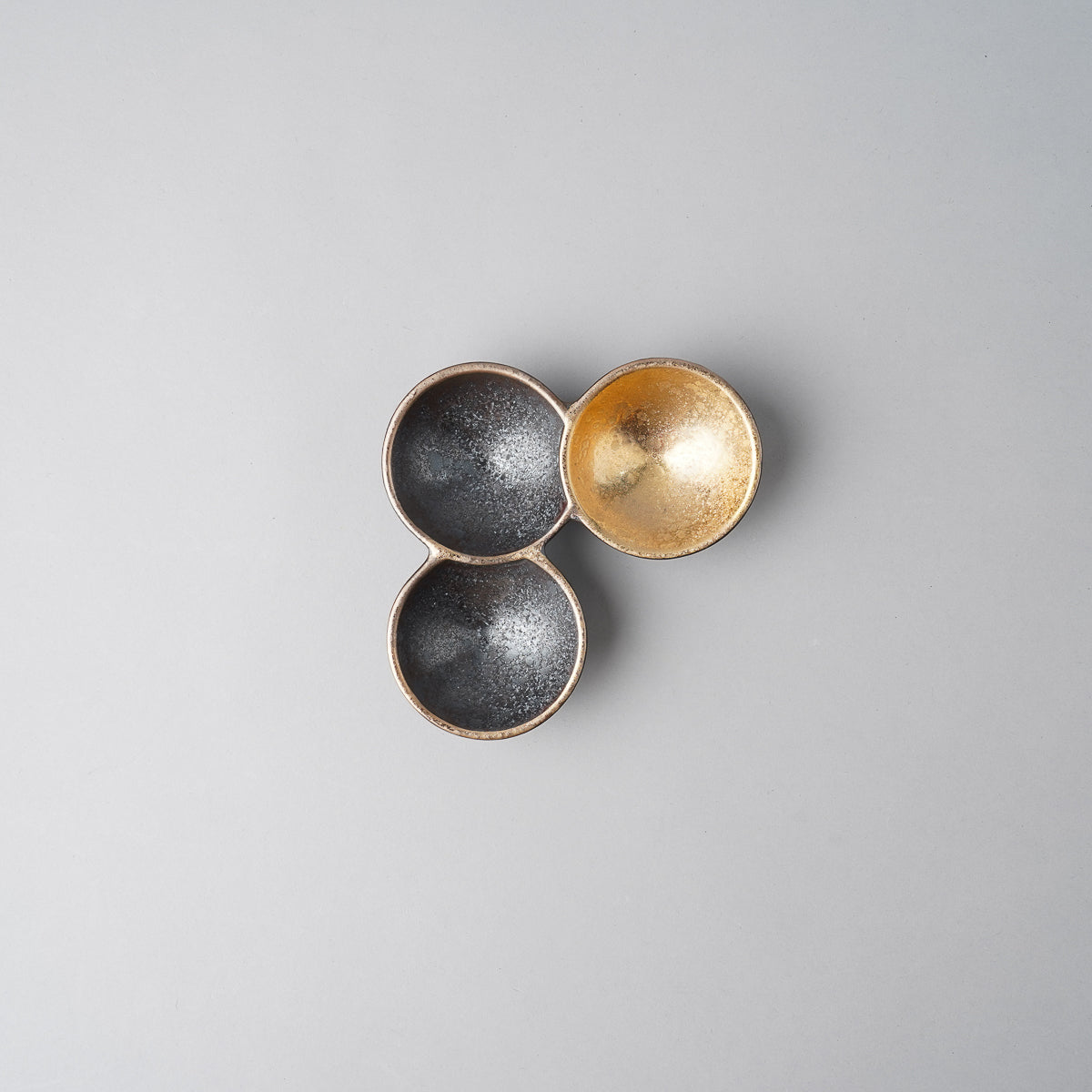 有田焼 薬味入れ 仕切り皿S (三品) 13.5cm Touetsu Studio1156