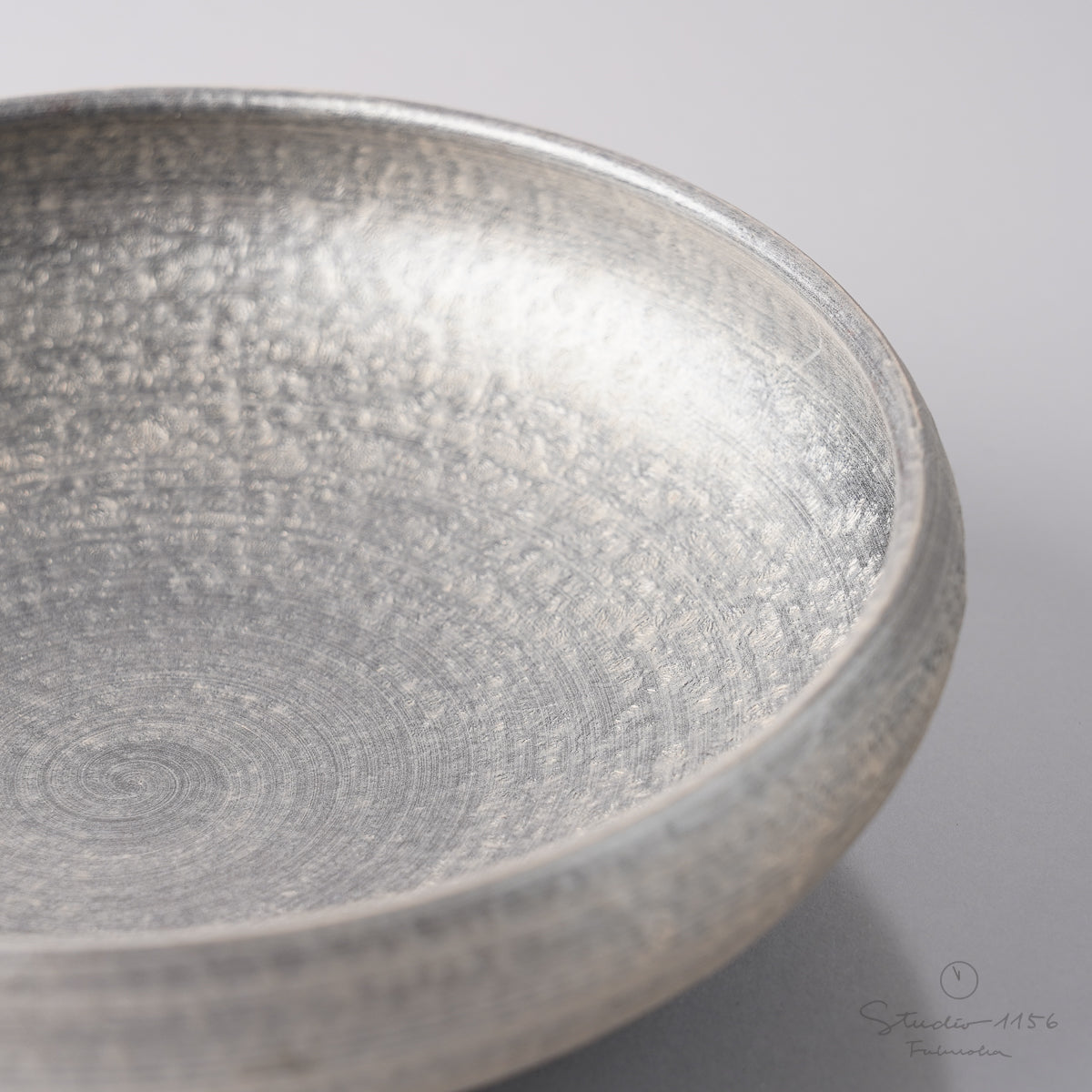 有田焼 六寸鉄鉢 ボウル 18.5cm Touetsu Studio1156