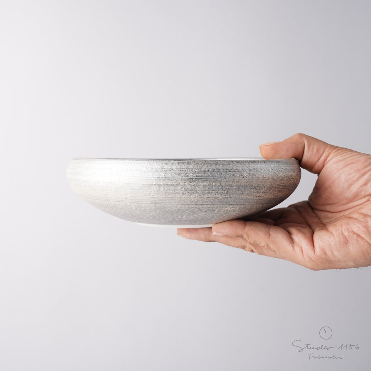 有田焼 六寸鉄鉢 ボウル 18.5cm Touetsu Studio1156