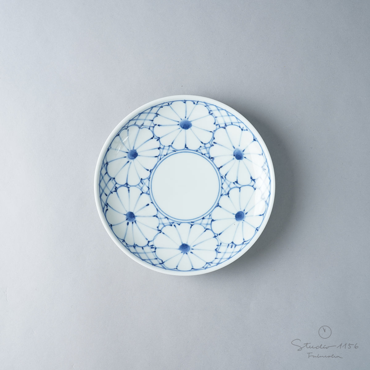 波佐見焼 染付 五寸丸皿 15cm 輪花紋 Takayama Studio1156