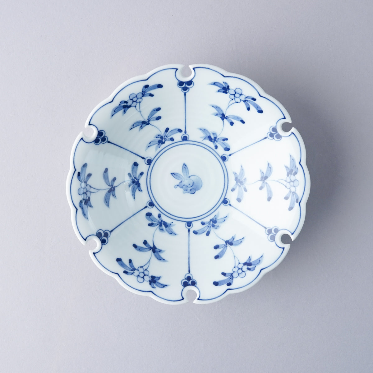 波佐見焼 染付 割草花兎紋 雪輪銘々皿 15.5cm Takayama Studio1156