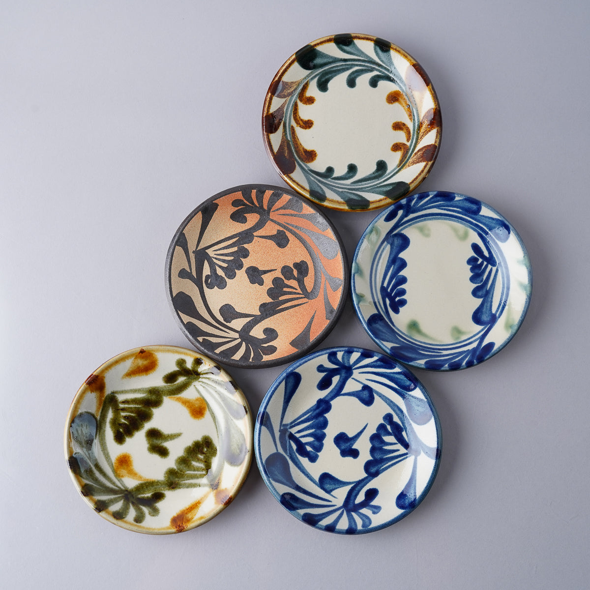 壺屋焼 やちむん 唐草 四寸皿 13cm Toushin Studio1156