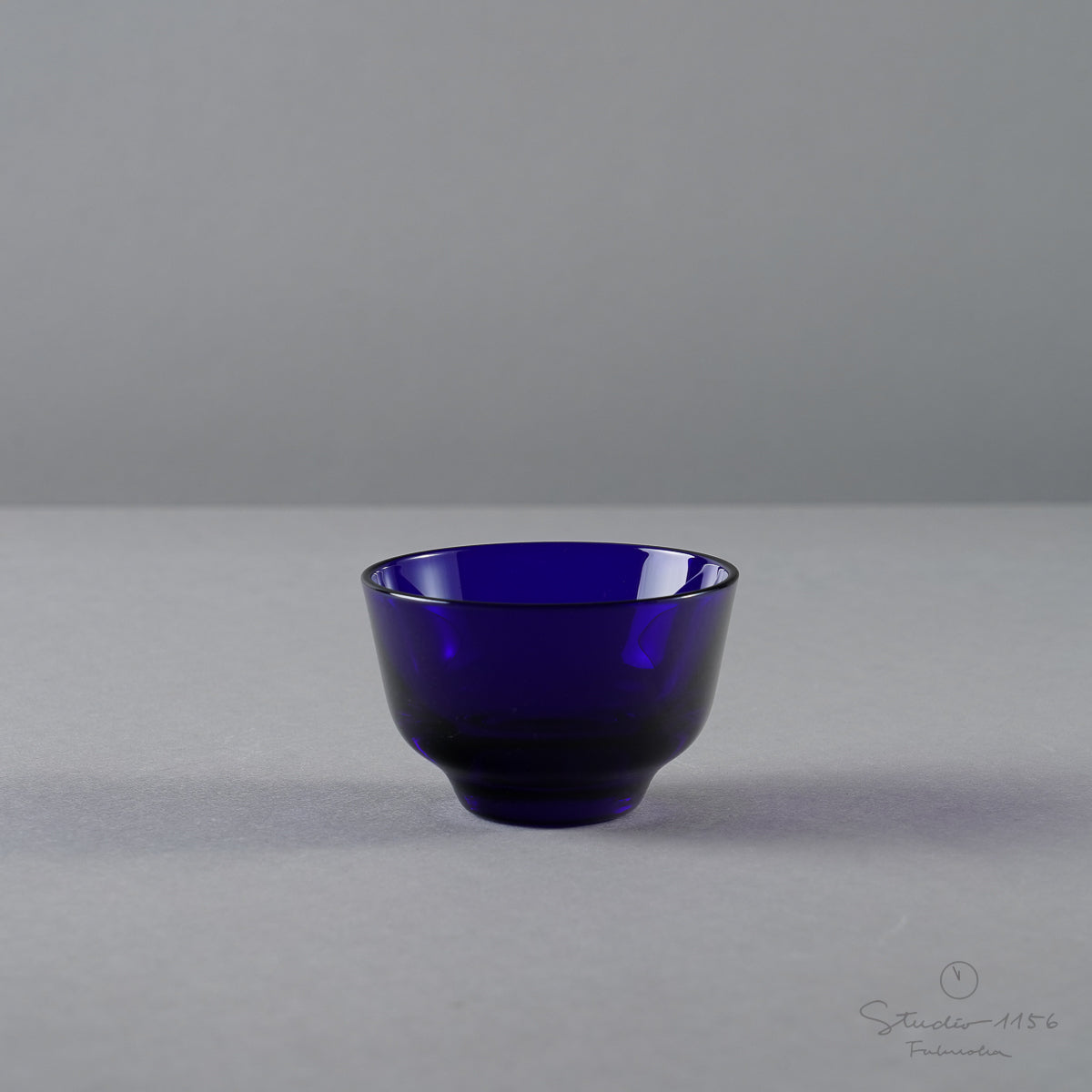 ガラス食器 瑠璃被せ 盃 50ml [廃番特価品] Yoshinuma-glass Studio1156