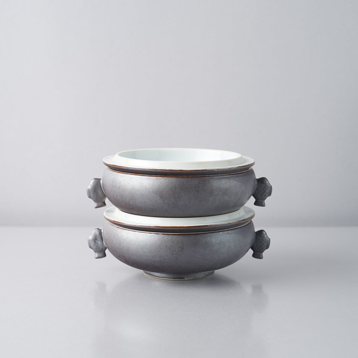 有田焼 鉄釉内白 スープカップ w/ Lid 10.5cm Zuiho Studio1156