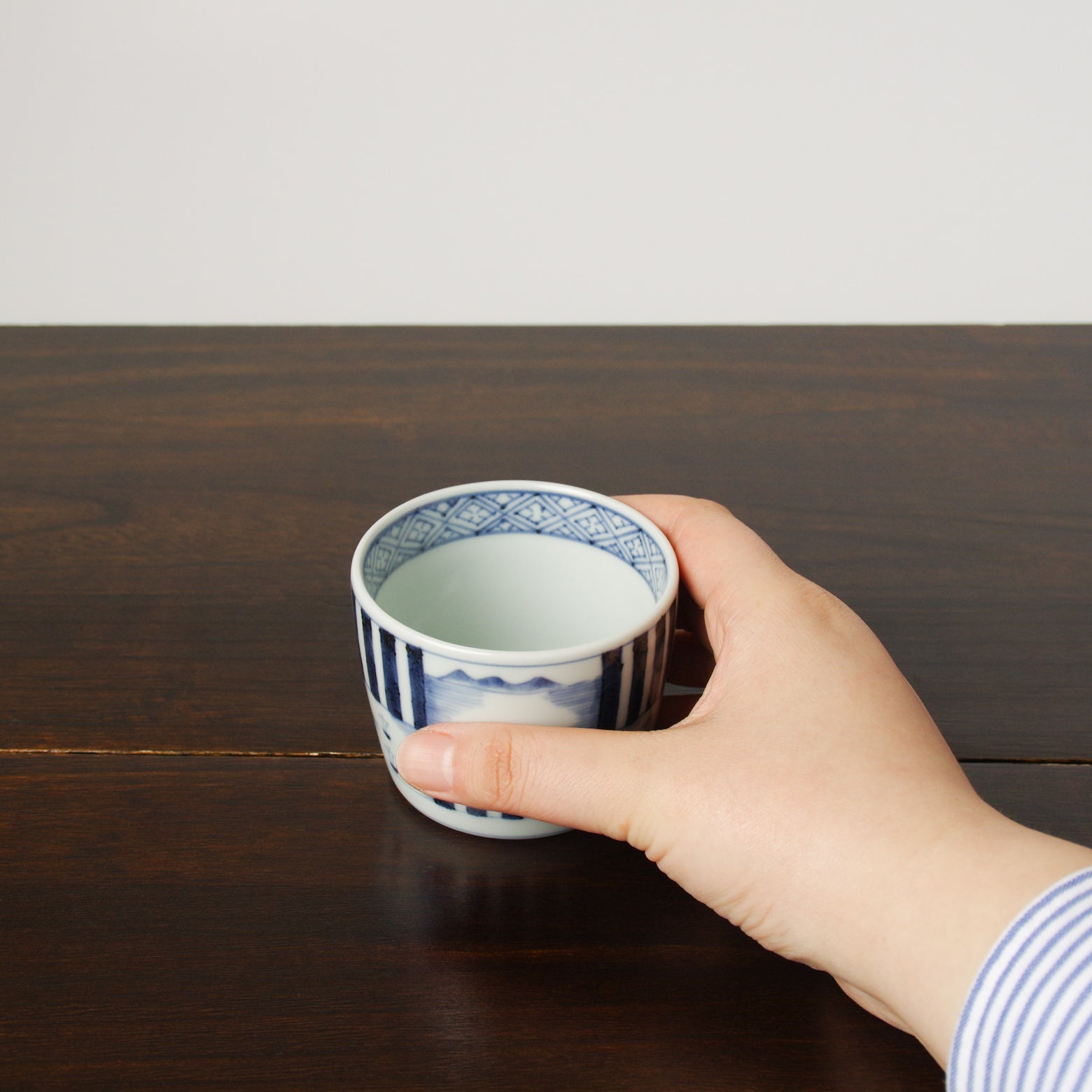 有田焼 染付 市松山水文 そば猪口(大) 220ml Riso Studio1156