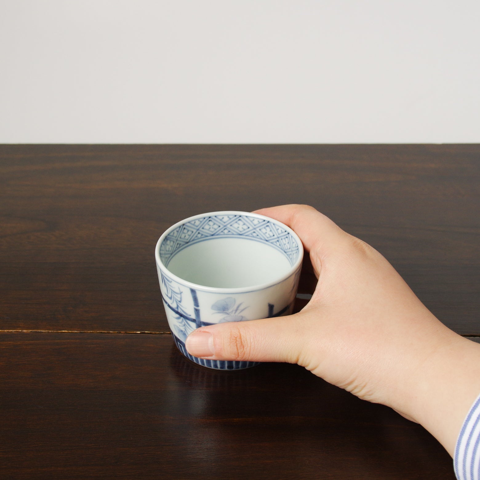 有田焼 染付 竹垣撫子文 そば猪口(大) 220ml Riso Studio1156