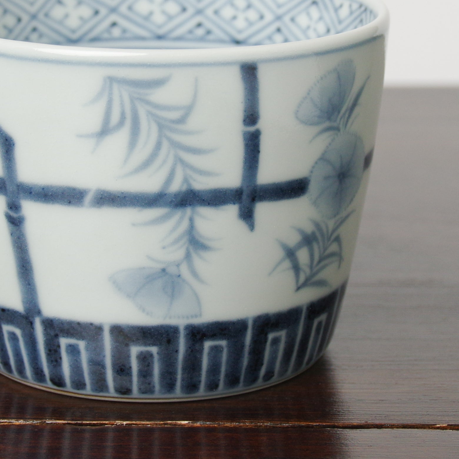 有田焼 染付 竹垣撫子文 そば猪口(大) 220ml Riso Studio1156