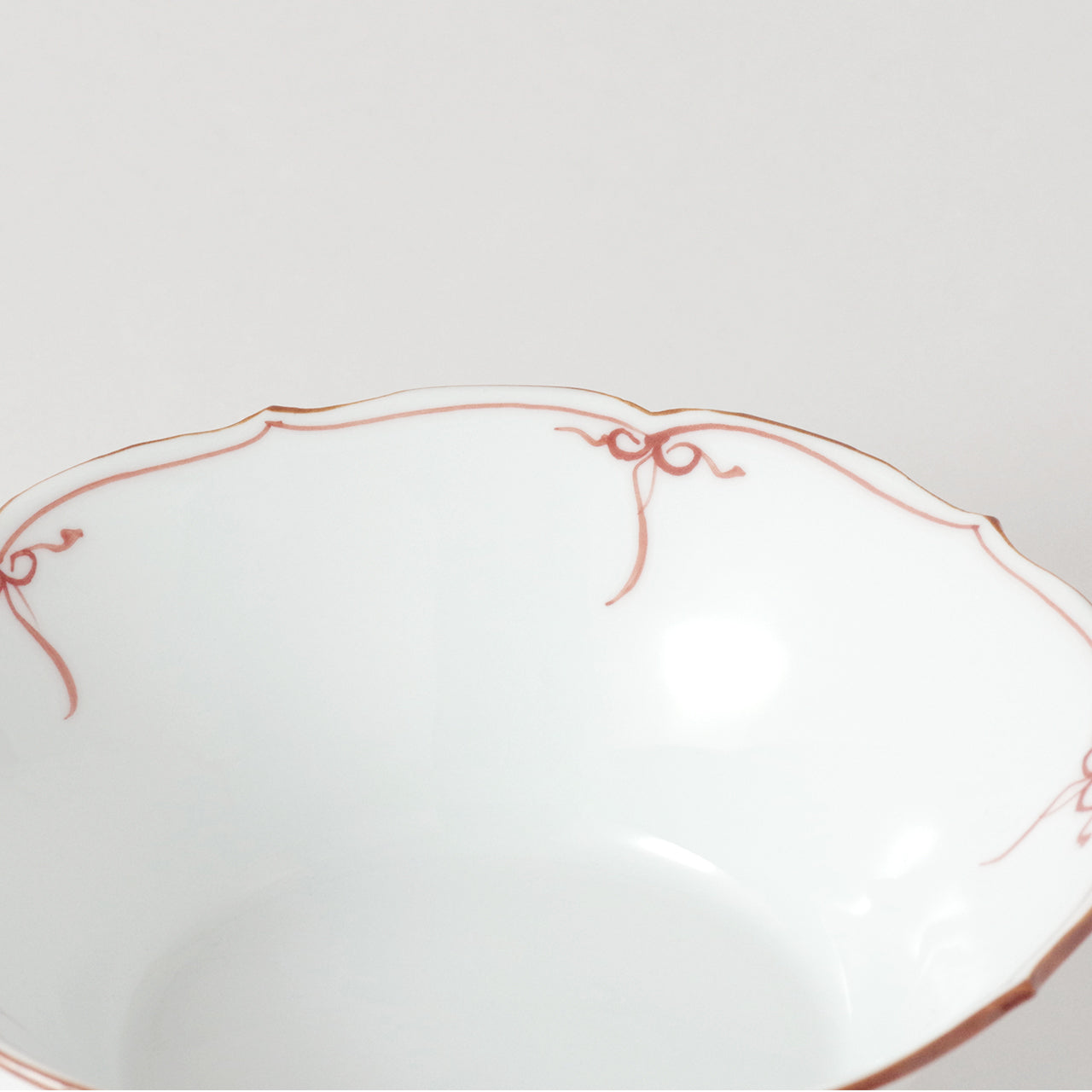 波佐見焼 桔梗渕 瓔珞紋平鉢(赤) 15cm Korin Studio1156