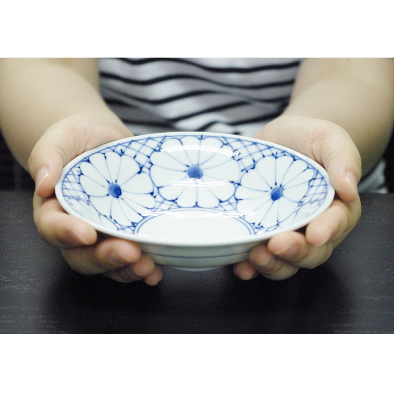 波佐見焼 染付 輪花文 中鉢 15.5cm Takayama Studio1156