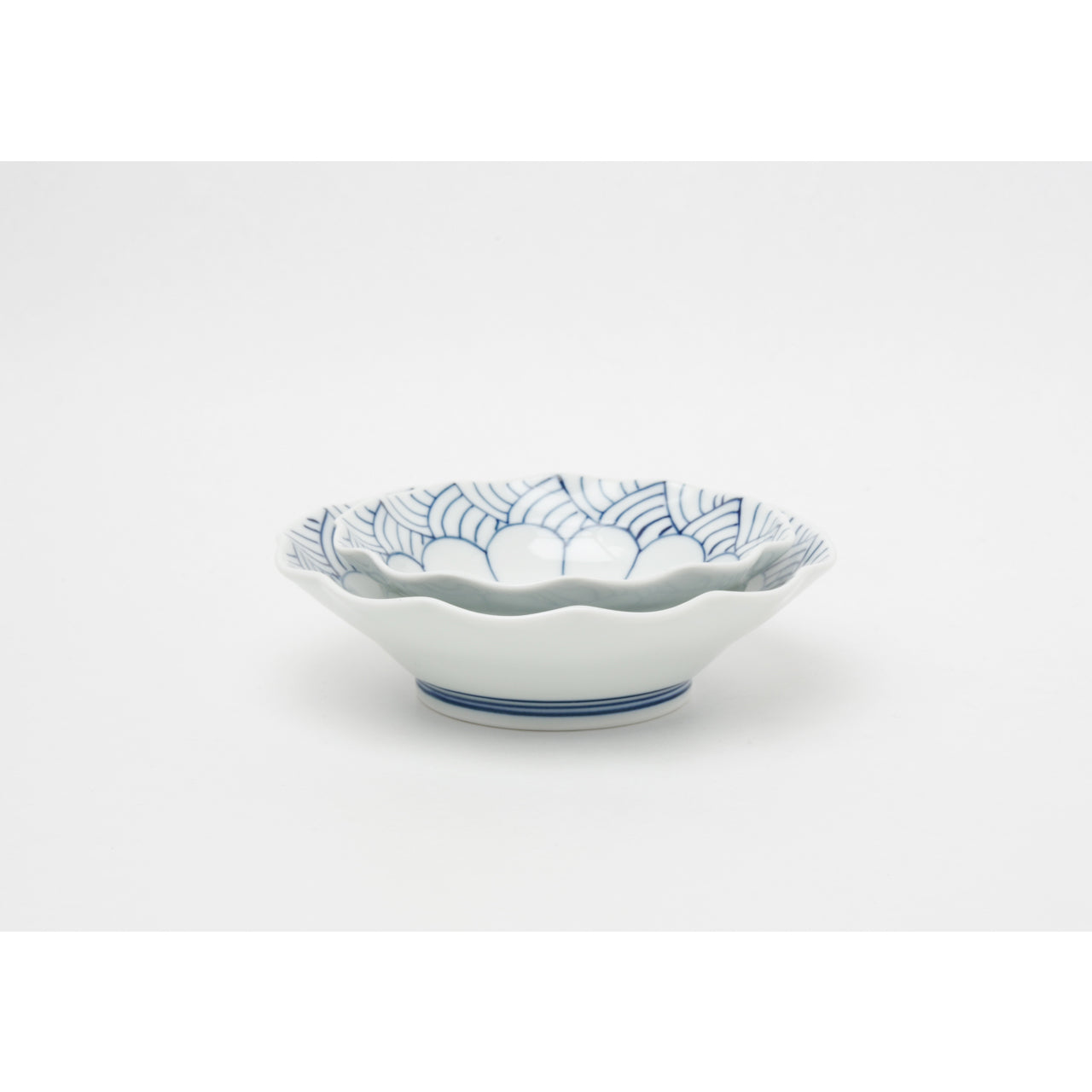 有田焼 菊割青海波 4.5寸深皿 15cm Teizan Studio1156