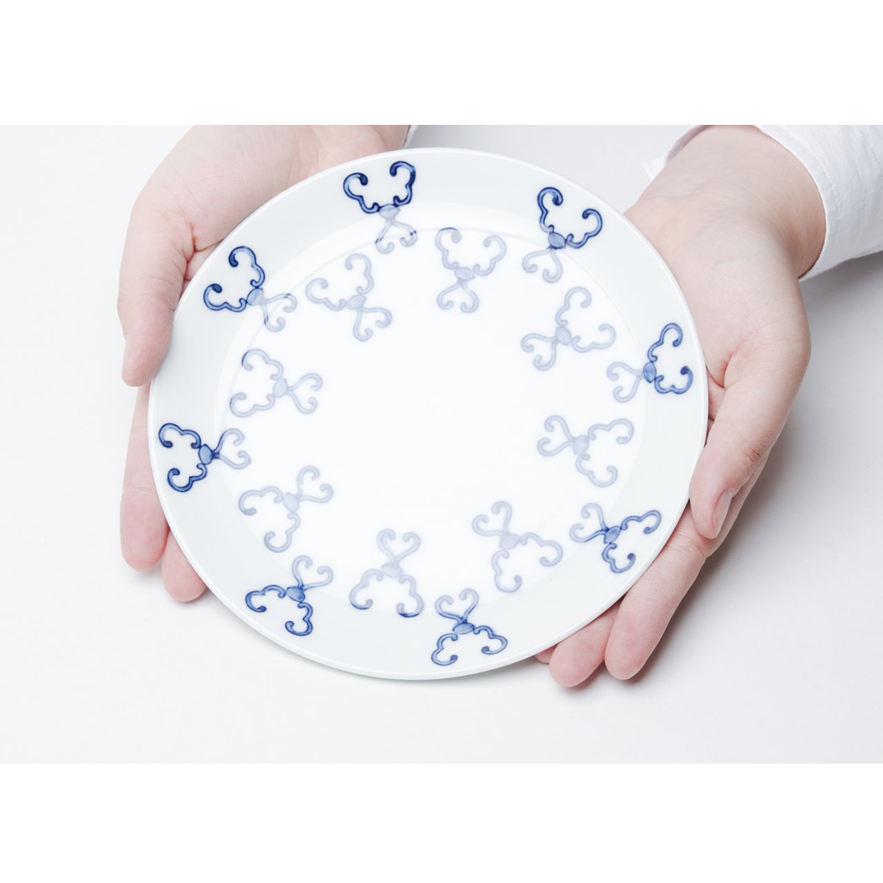 有田焼 染付 かぎつなぎ 6寸皿 19cm Teizan Studio1156