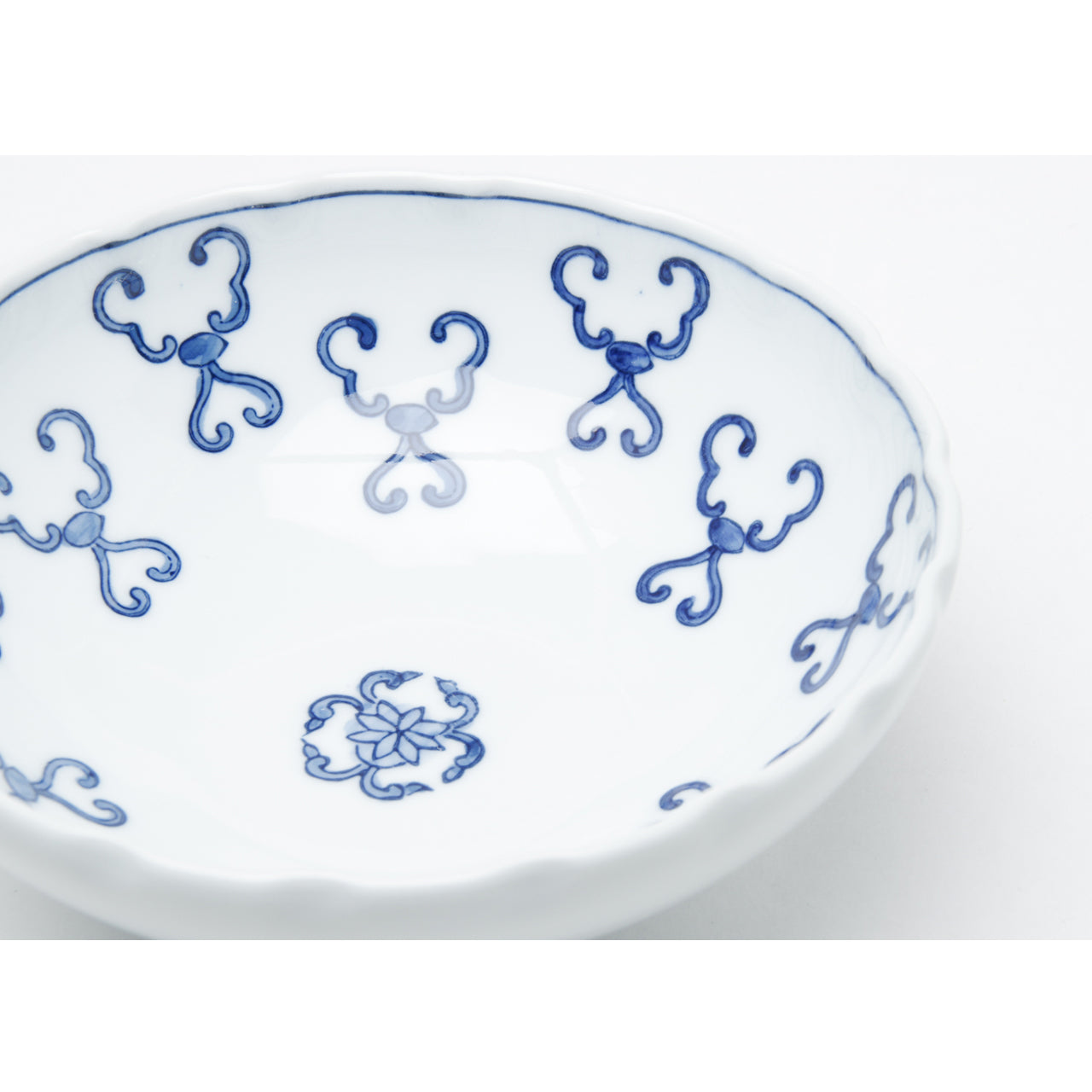 有田焼 染付 かぎつなぎ 丸鉢 15cm Teizan Studio1156