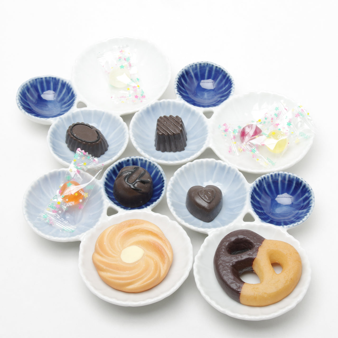 有田焼 花型三種皿 12.5cm Denpei Studio1156