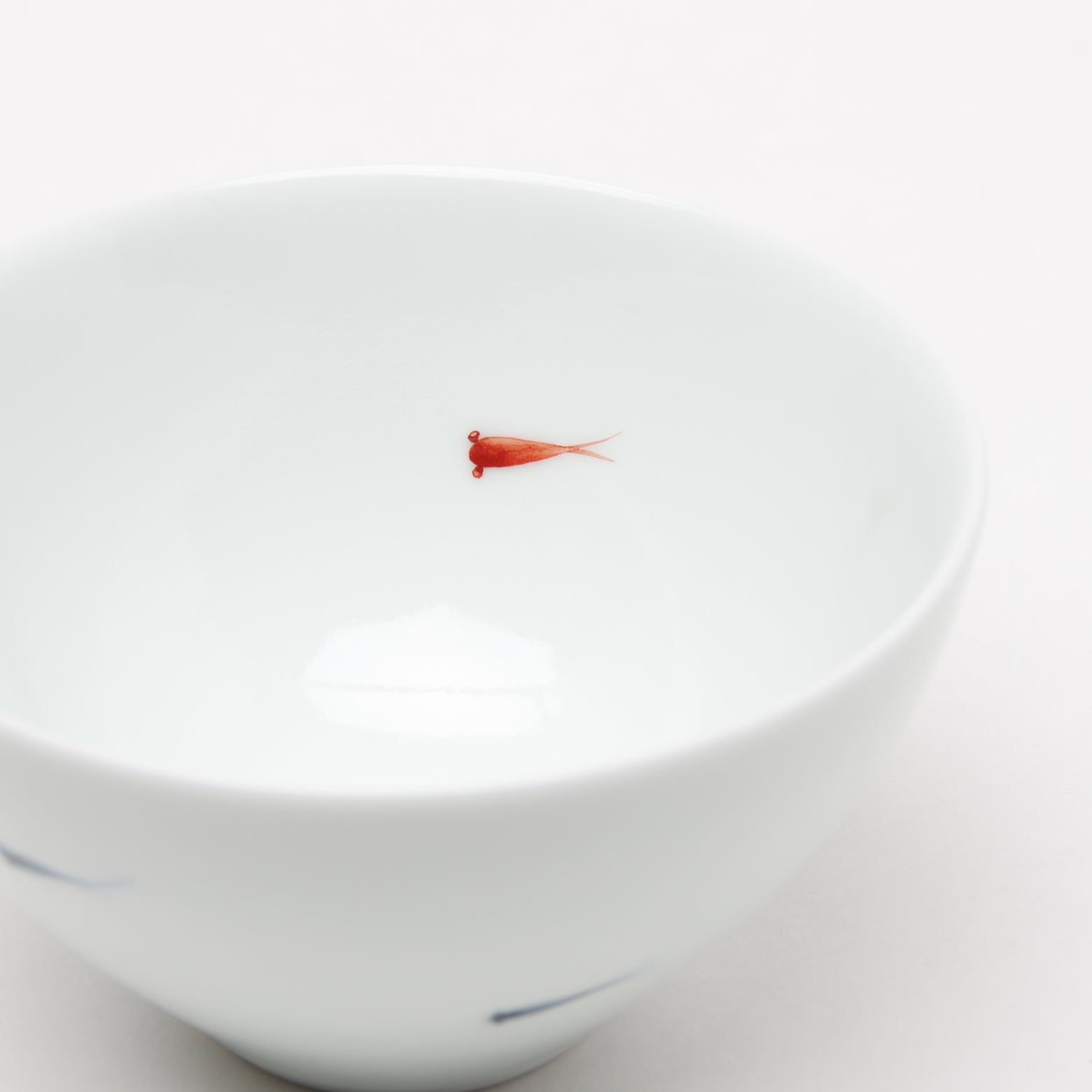 有田焼 メダカ 平仙茶(外青/内赤1匹) 180ml Riso Studio1156