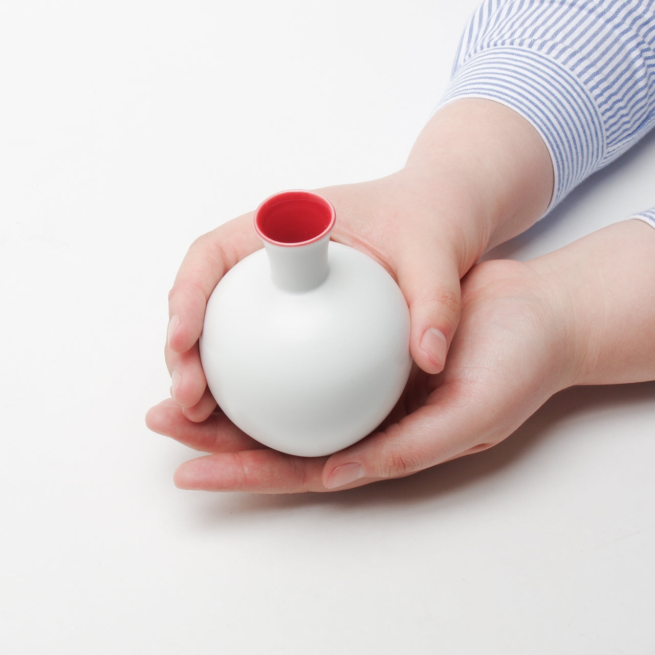 有田焼 外刷毛 内青白磁 丸徳利 260ml ARITA PORCELAIN LAB Studio1156