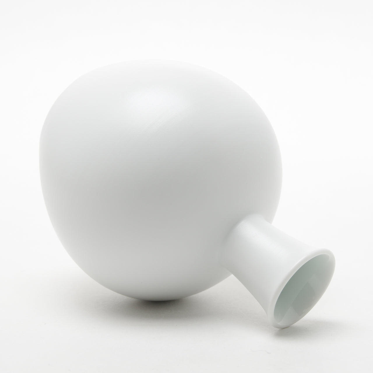 有田焼 外刷毛 内青白磁 丸徳利 260ml ARITA PORCELAIN LAB Studio1156