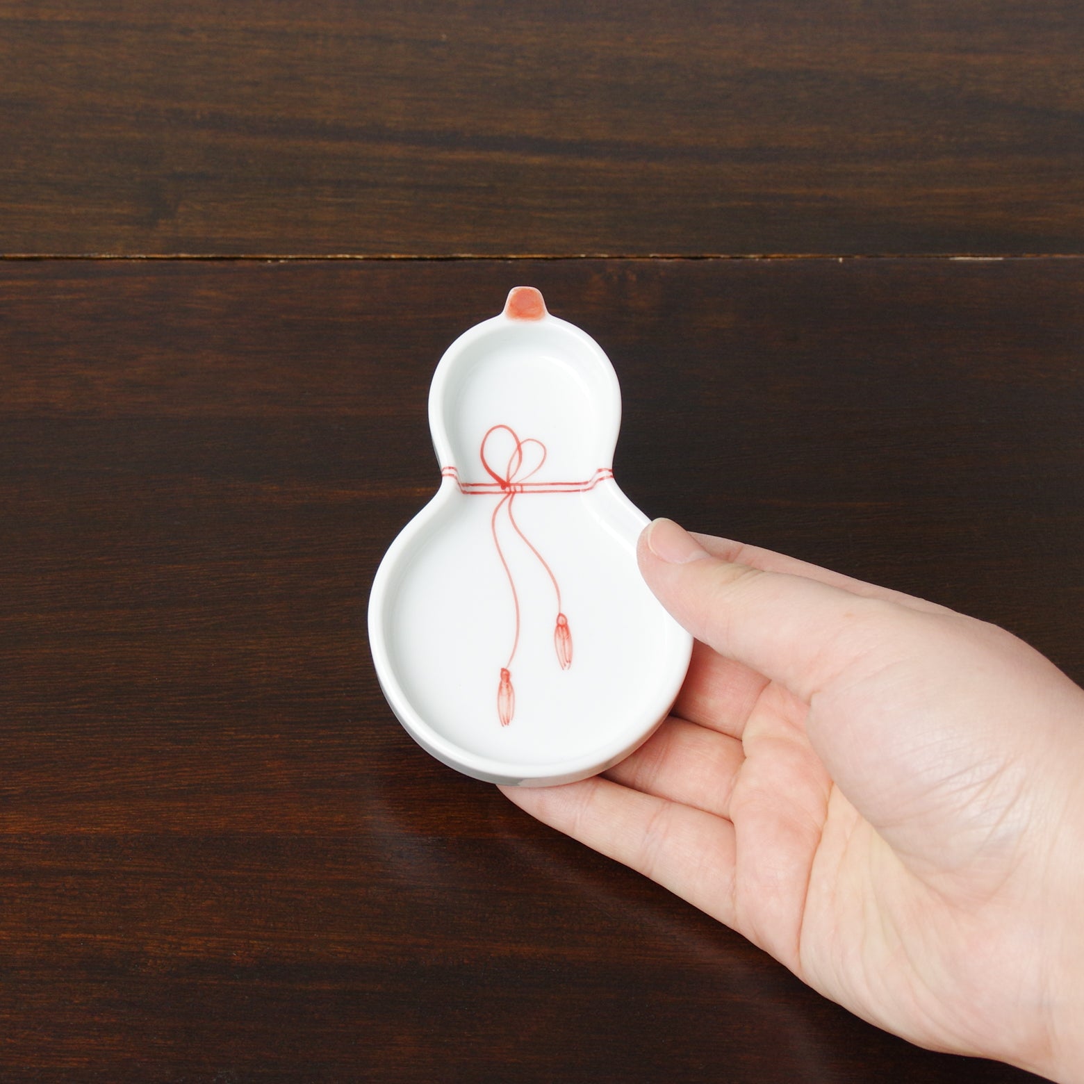 波佐見焼 瓢絵 瓢型小皿(赤) 11cm Korin Studio1156