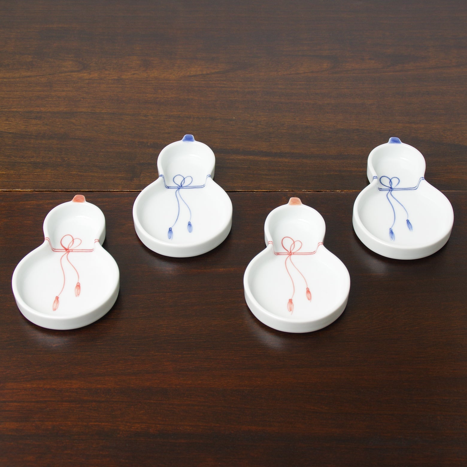 波佐見焼 瓢絵 瓢型小皿(赤) 11cm Korin Studio1156