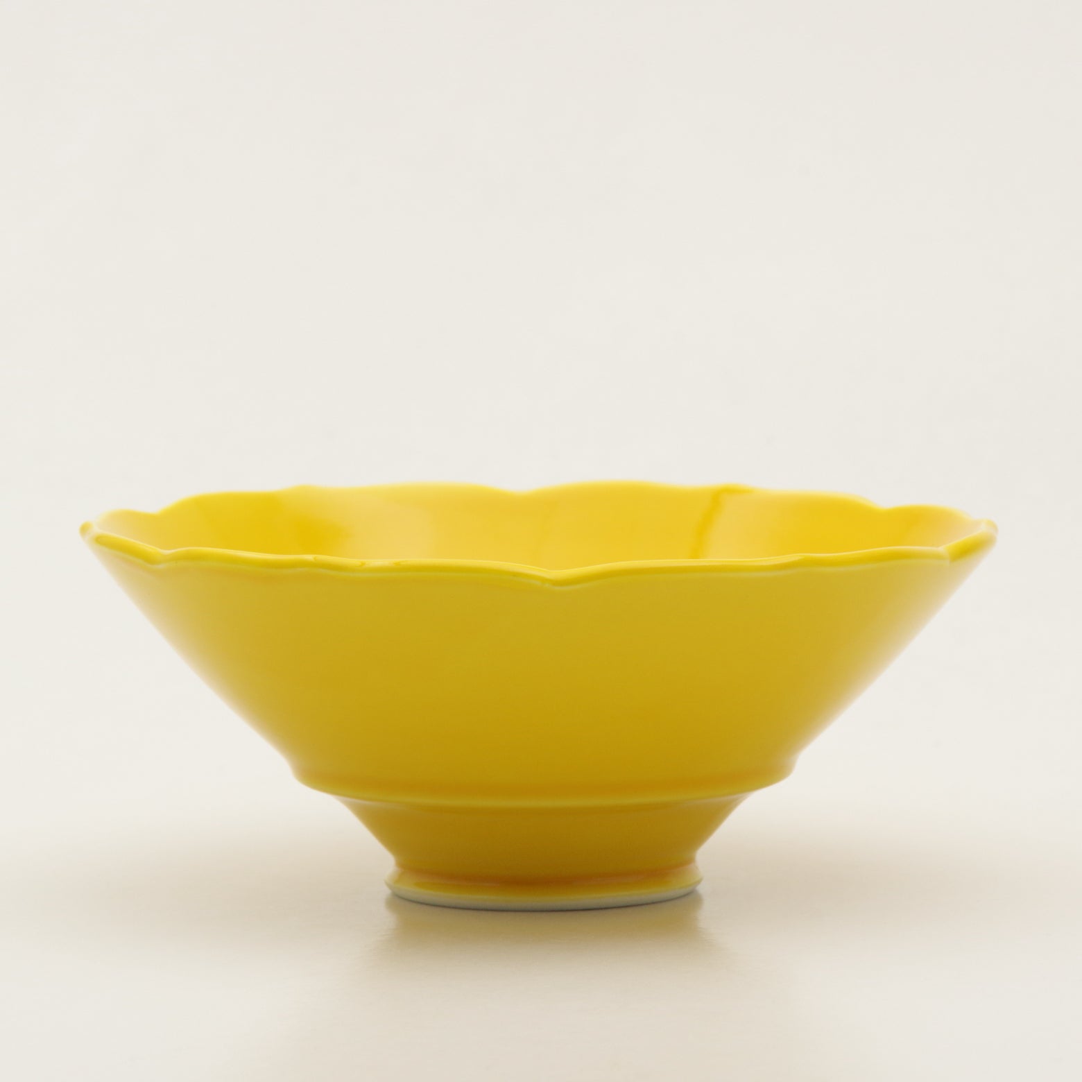 波佐見焼 黄釉 桔梗渕高台中付 12cm Korin Studio1156