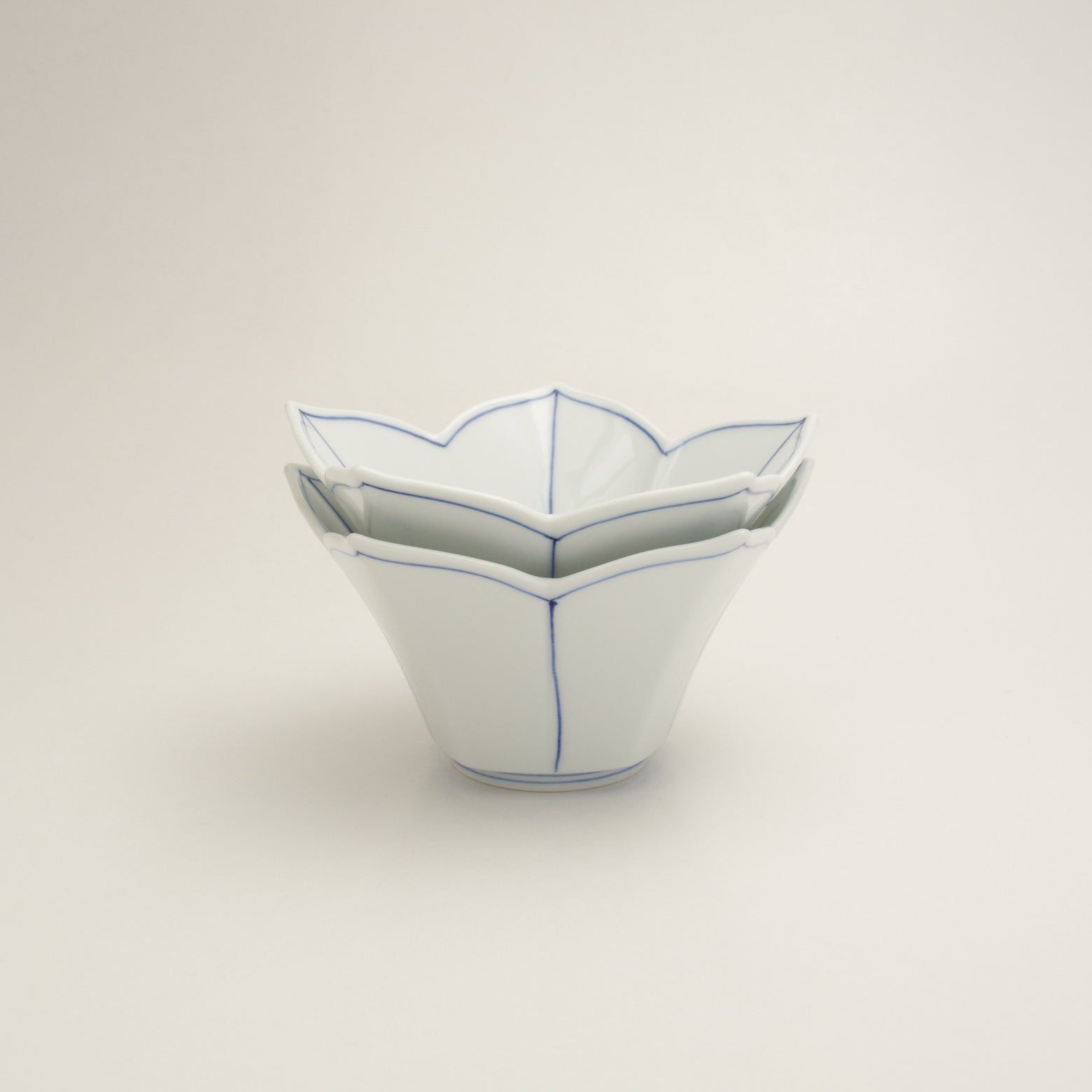 波佐見焼 桔梗筋 桔梗型反小鉢(青) 12.5cm Korin Studio1156