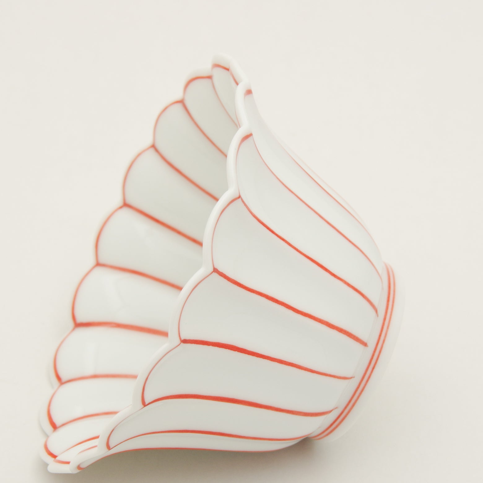 有田焼 薄渕 菊割小鉢(大/赤) 10.8cm Ojiyama Studio1156